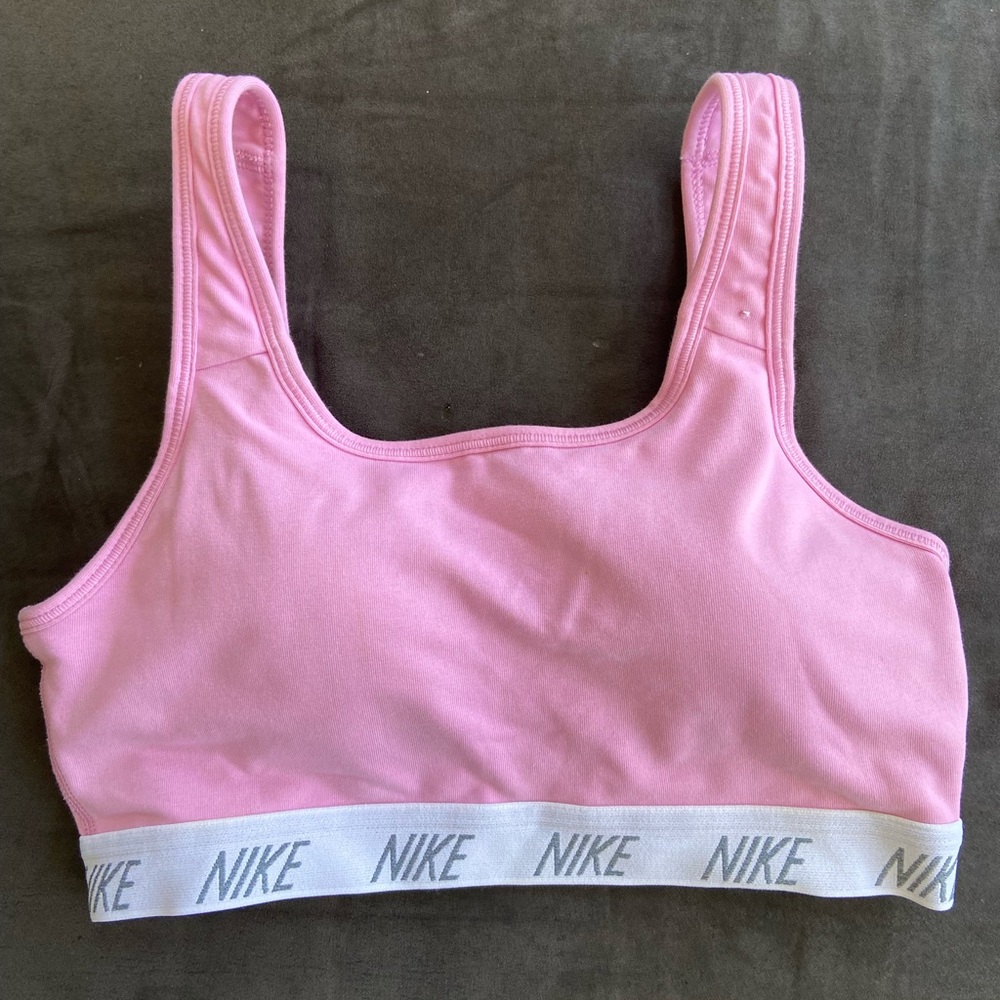 Nike Dri-Fit Pink Sports Bra with Padding; Size Medium